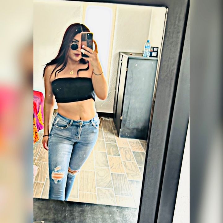 Profile Picture of Mariana Alvarez (@marianaalvarez217) on Tiktok