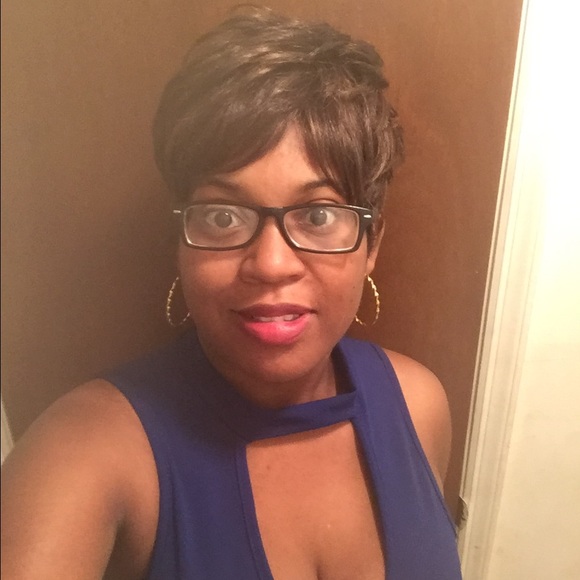 Profile Picture of Tequila Jones (@tikibaby122) on Poshmark