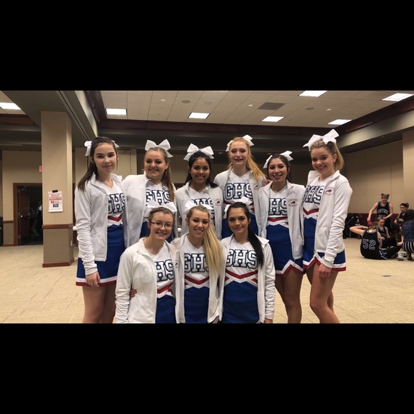 Profile Picture of Miracle Kenkel (@miracle262626) on Poshmark