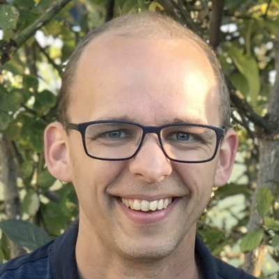 Profile Picture of Steve Neese (@fussychicken) on Twitter