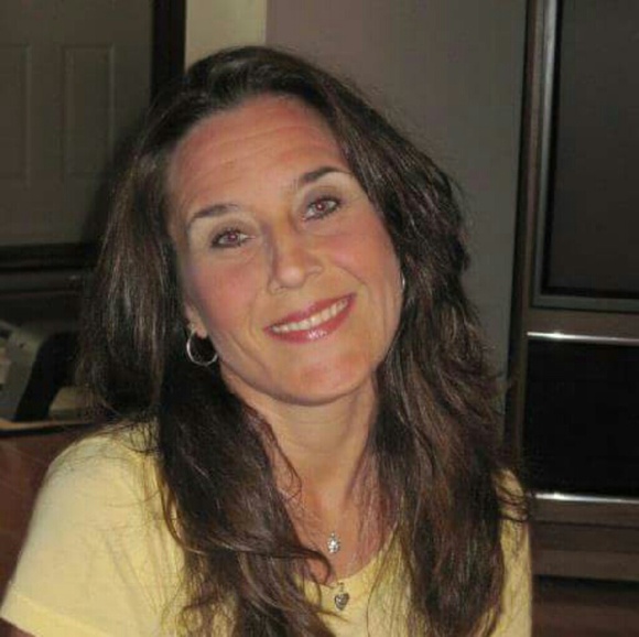 Profile Picture of Tara Gancs (@ladybug375) on Poshmark