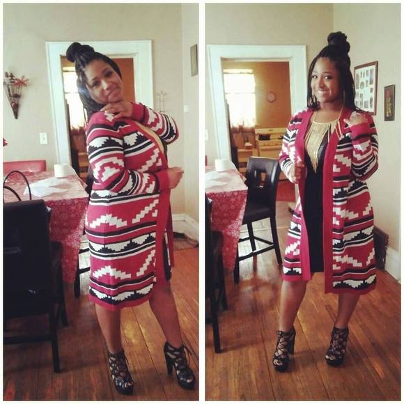 Profile Picture of Vakila Cogshell (@vcogshell81) on Poshmark