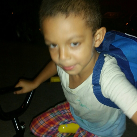 Profile Picture of Evelyn Polanco (@polaneve) on Poshmark