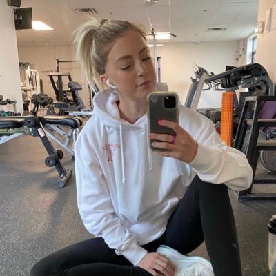 Profile Picture of pearly (@pearlacooley) on Twitter