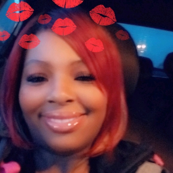 Profile Picture of Tabitha Mitchell (@bledsoetabitha) on Poshmark