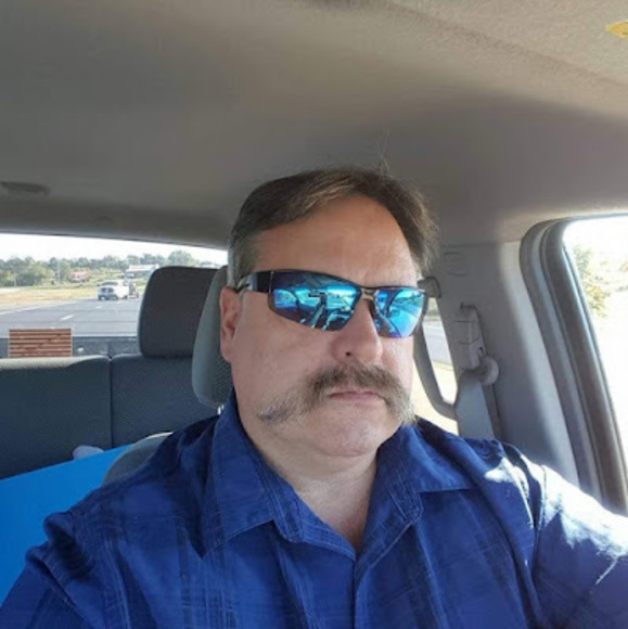 Profile Picture of Bobby Barker (@bobjoebarker) on Poshmark