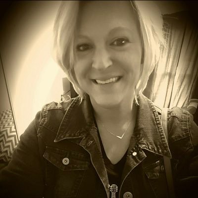 Profile Picture of Laura Gingry (@LauraGingry) on Twitter