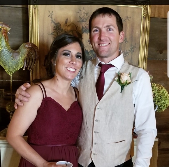 Profile Picture of Caitlin Simon (@caitlinmmeath) on Poshmark