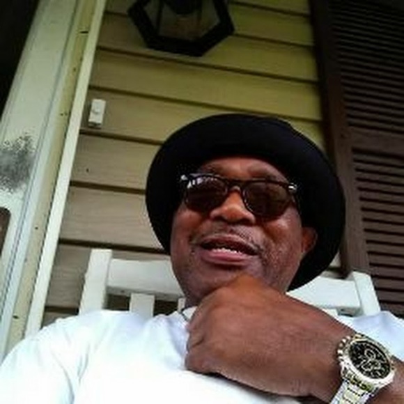 Profile Picture of Mike Mann (@mmann0967) on Poshmark