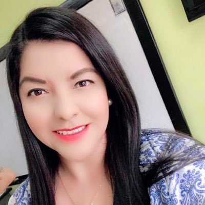 Profile Picture of Angie Vélez (@AngieVelezP) on Twitter