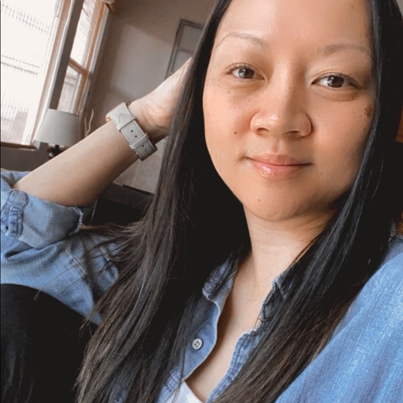 Profile Picture of Mona Tatekawa (@mdtatekawa) on Poshmark