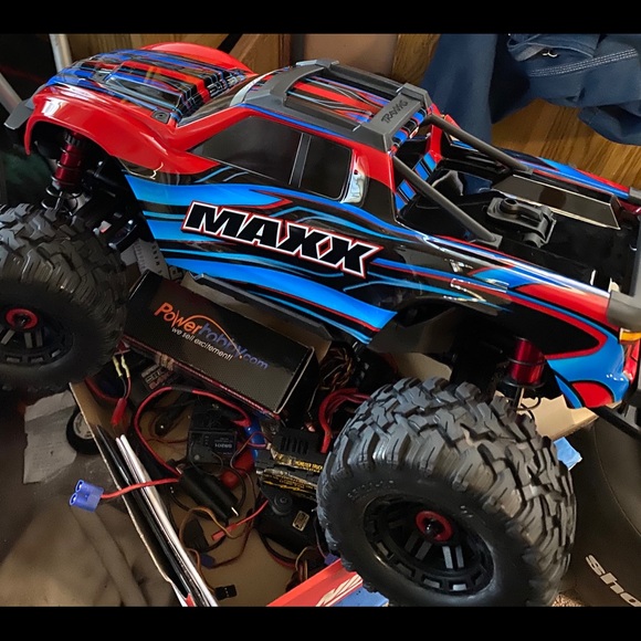 Profile Picture of Ronald Sheets (@ronnie264) on Poshmark