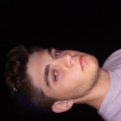 Profile Picture of Erik Valladares (@erikvall198) on Twitter