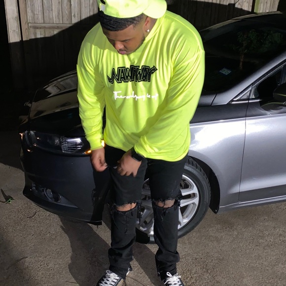 Profile Picture of Tony Qualls (@tq44) on Poshmark