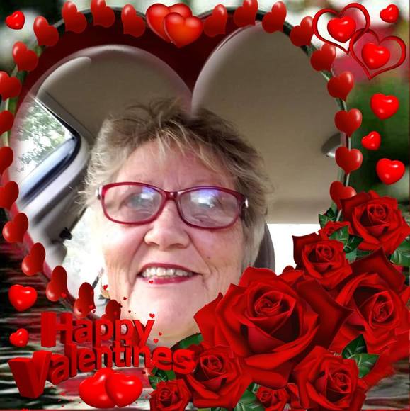 Profile Picture of Anne Walters (@anne_walters) on Poshmark