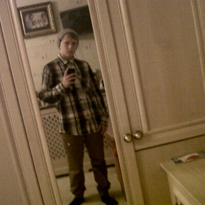 Profile Picture of Robert Entwisle (@RobbEntwisle) on Twitter