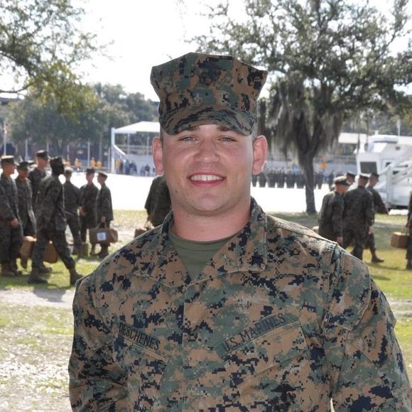 Profile Picture of Steven Deschenes (@stevendeschenes) on Poshmark