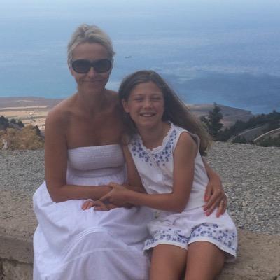 Profile Picture of Lisa Cain-jones (@reigaterunner) on Twitter