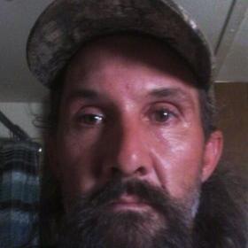 Profile Picture of Joe Shuler (@joeshuler1975) on Twitter