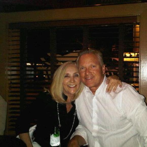 Profile Picture of Deborah Stubbs (@deborahstubb245) on Poshmark