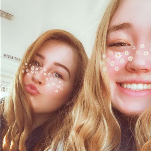 Profile Picture of Jillian Heemer (@jheemer1025) on Poshmark