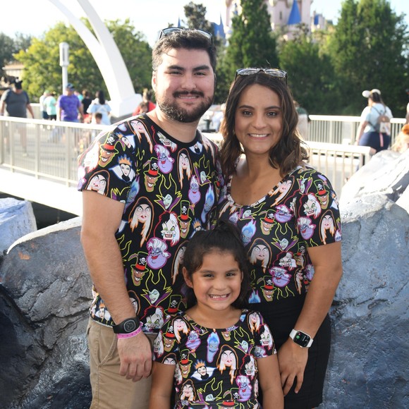 Profile Picture of Krystal rose Rabagos (@krabagos) on Poshmark