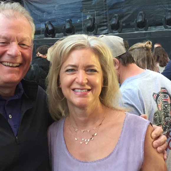 Profile Picture of Karen Stacklie (@mrsstack) on Poshmark