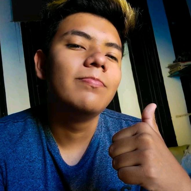 Profile Picture of Alex Bolaños (@alex_bolanos05) on Tiktok