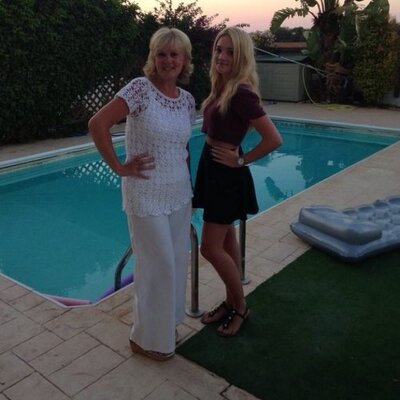 Profile Picture of Lisa Wall Nee Swann (@lawall19) on Twitter
