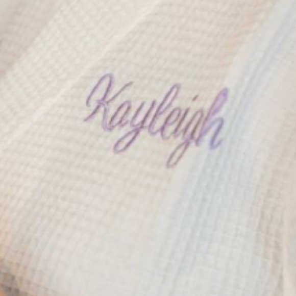Profile Picture of Kayleigh Saalfield (@ksiobhan6) on Poshmark