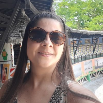 Profile Picture of Luz Amparo Velasquez (@Luzyveli) on Twitter