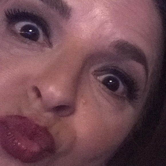 Profile Picture of Lily Williams (@lilywilliams01) on Poshmark