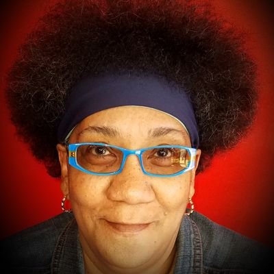 Profile Picture of Julee Williams (@bcroane) on Twitter