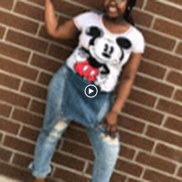 Profile Picture of Tamara Williams (@tamarawillia667) on Poshmark