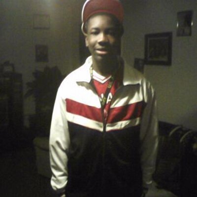 Profile Picture of Nick Coutts (@h3z15r3db) on Twitter