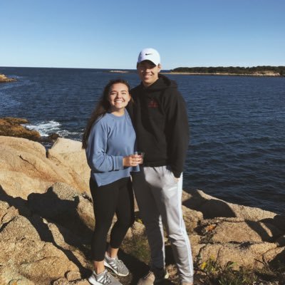 Profile Picture of Emma Schell (@emmaiveyschell) on Twitter