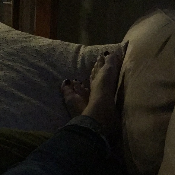 Profile Picture of Lisa Oswald (@loswald97) on Poshmark