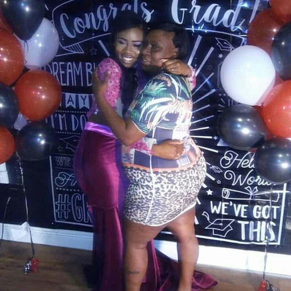 Profile Picture of Lakendra Videau (@ms_videau) on Poshmark