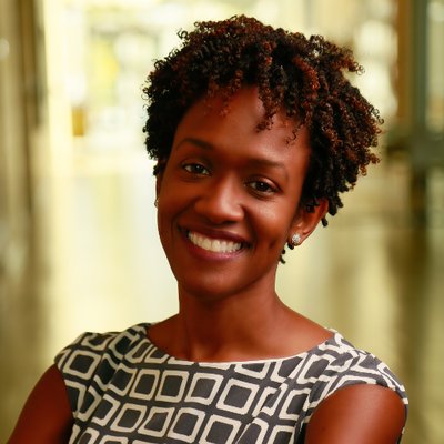 Profile Picture of Shelly Sanders (@LWPawPride) on Twitter