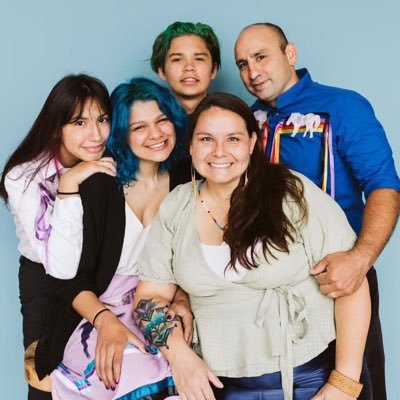 Profile Picture of Tara Ramos (@BrightPath4) on Twitter
