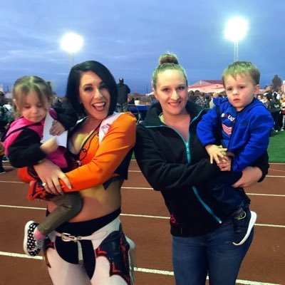 Profile Picture of Jessica Sowder (@bunnyboo1996) on Twitter