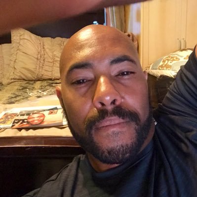 Profile Picture of Robert Babb (@RobertB93956778) on Twitter