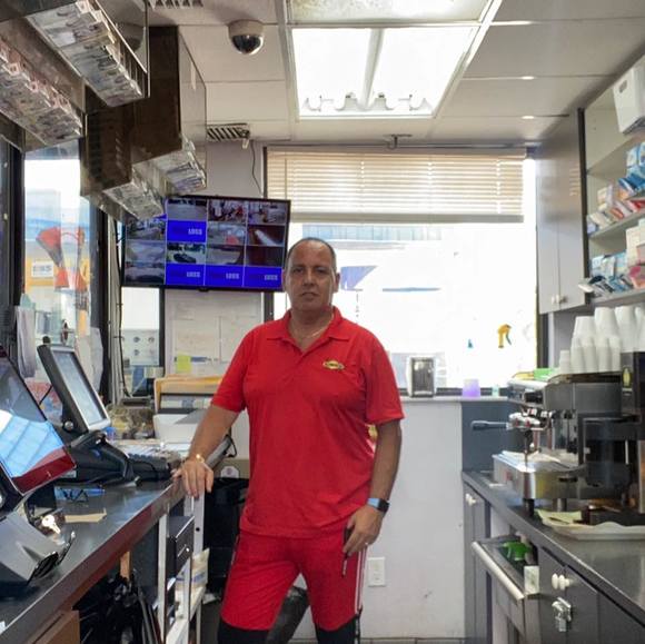 Profile Picture of Juan Montesinos (@juancarlos0919) on Poshmark