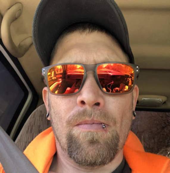 Profile Picture of Jeremy Daugherty (@jeremydaughe305) on Poshmark