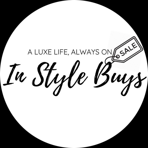 Profile Picture of Amy Button (@instylebuys) on Poshmark