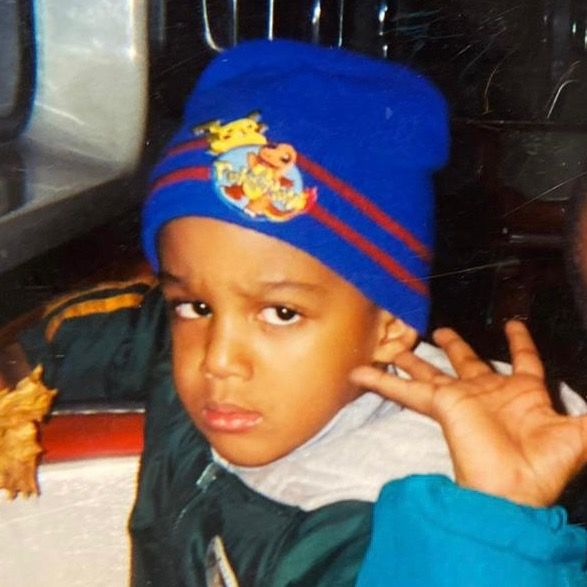 Profile Picture of larry (@larrycastin) on Tiktok