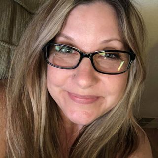 Profile Picture of Krista Teasley (@kbonsey) on Facebook