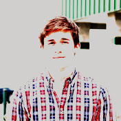 Profile Picture of Alexander Knight (@GreenLightning15) on Youtube