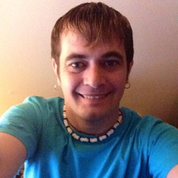 Profile Picture of Anthony Ellenbarger (@aellenbarger) on Poshmark