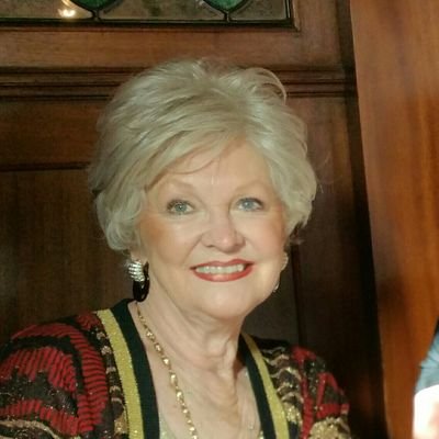 Profile Picture of Carleen Kemmerling (@carmkemm) on Twitter